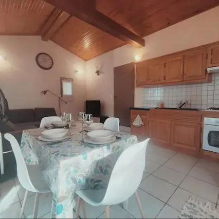 Auvillar: Au Calme En Pleine Nature 2/4pers Апартаменты Saint-Loup (Tarn-et-Garonne)