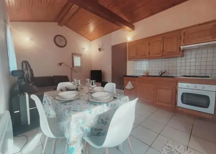 Auvillar: Au Calme En Pleine Nature 2/4pers Апартаменты Saint-Loup (Tarn-et-Garonne)