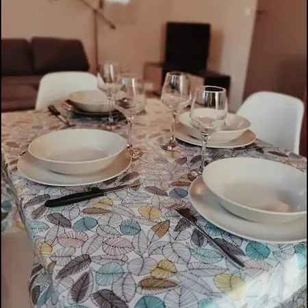 Auvillar: Au Calme En Pleine Nature 2/4pers Apartament